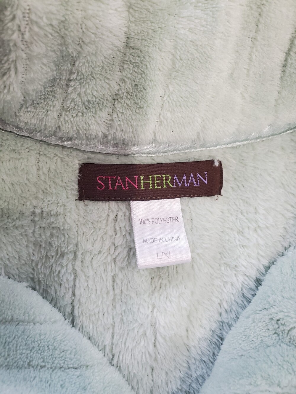 Green Fleece Zip Up Robe - Picture 4 of 5